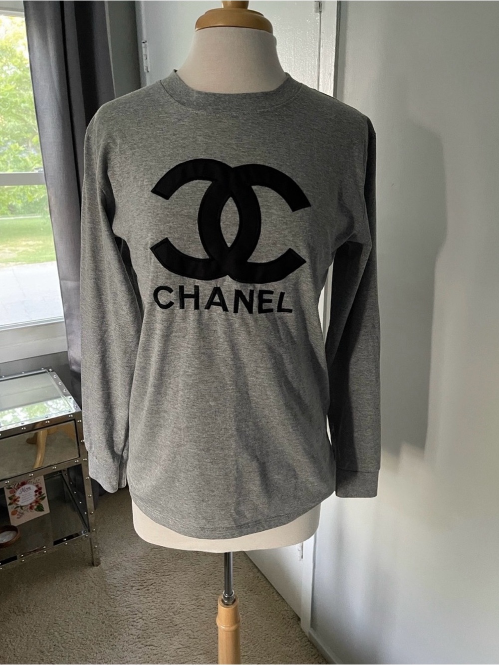 CHANEL Gray Long Sleeve Tee with Black Logo - Picture 2 of 3